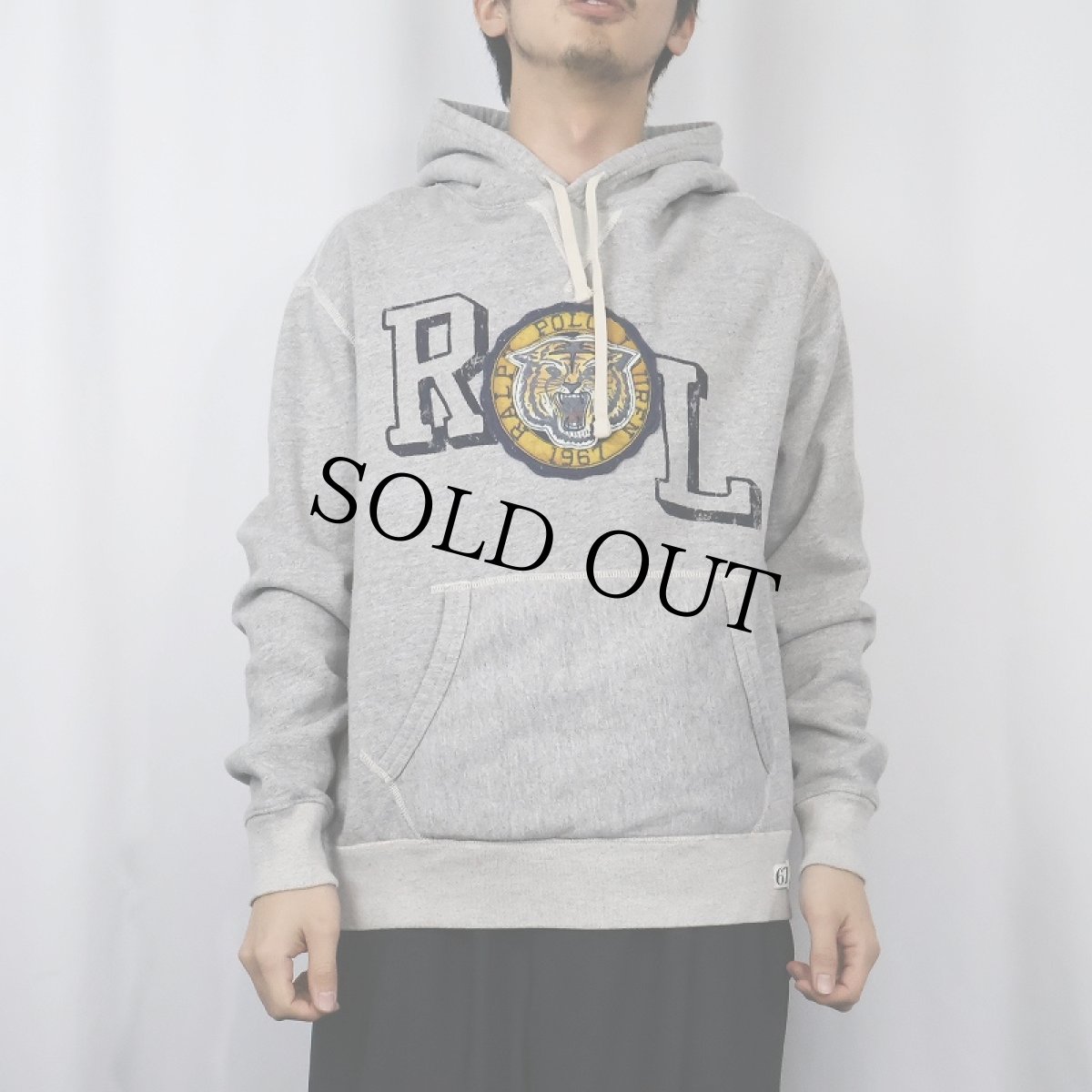 画像2: POLO Ralph Lauren ワッペン付き 前V プリントスウェットフーディー L (2)