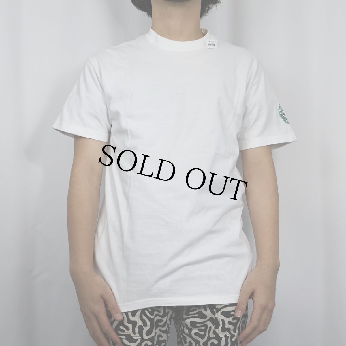 画像3: 2000's STARBUCKS COFFEE "New to the Neighborohood!" プリントTシャツ M (3)