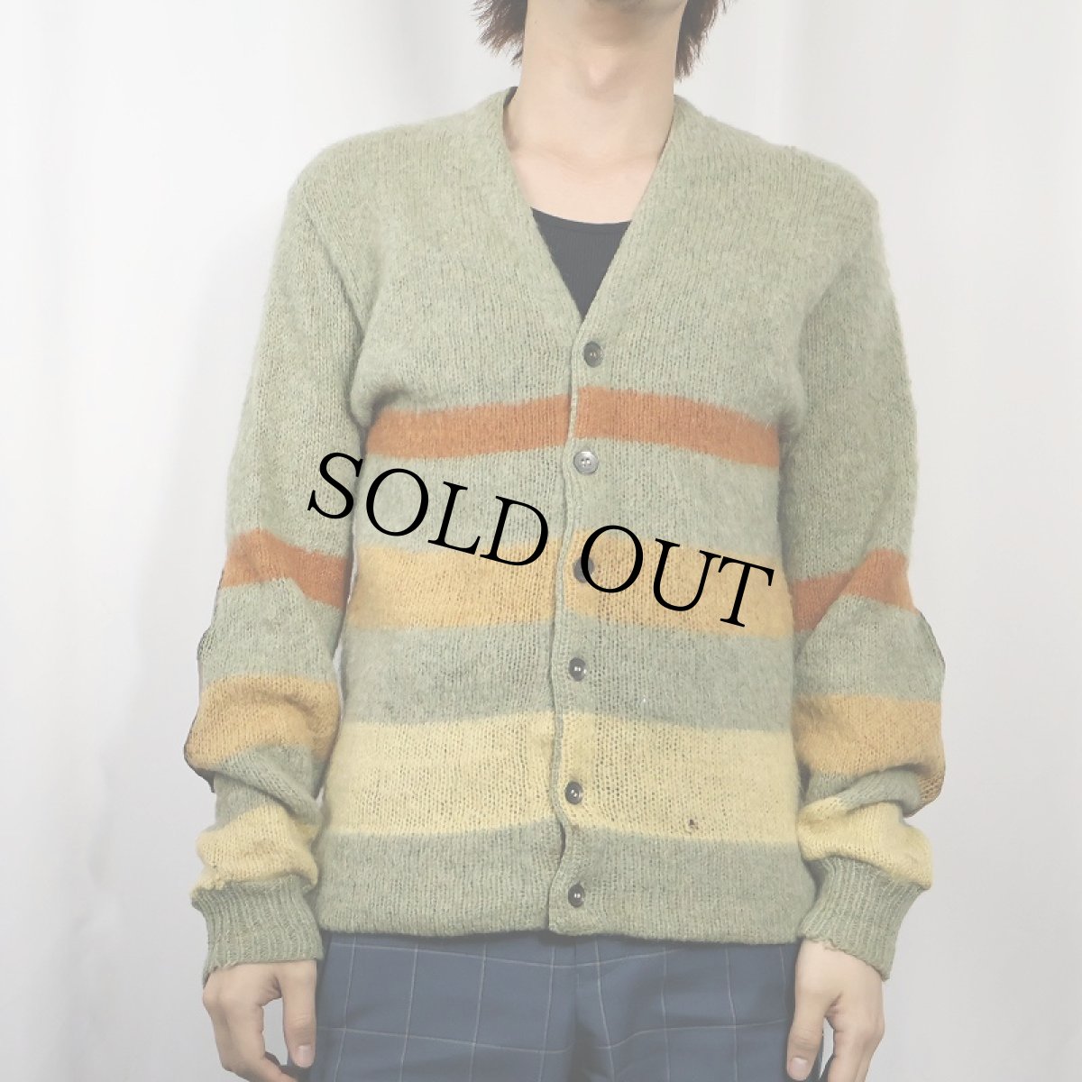 画像2: 60〜70's Sedgewick ボーダー柄 エルボーパッチ付き ウール×モヘアニットカーディガン M (2)