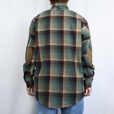 画像3: 70's PENDLETON USA製 オンブレーチェック柄 エルボーパッチ付き ウールシャツ M (3)