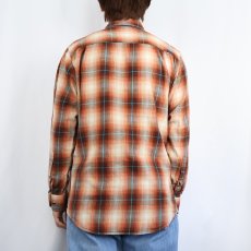 画像3: PENDLETON オンブレーチェック柄 コットン×ウールシャツ M (3)