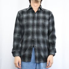画像2: PENDLETON オンブレーチェック柄 エルボーパッチ付き ウールシャツ M (2)