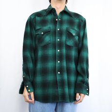 画像2: 90's PENDLETON USA製 オンブレーチェック柄 ウールウエスタンシャツ M (2)