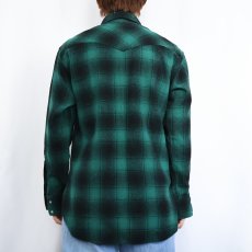 画像3: 90's PENDLETON USA製 オンブレーチェック柄 ウールウエスタンシャツ M (3)