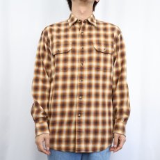 画像2: PENDLETON オンブレーチェック柄 コットン×ウールシャツ M (2)