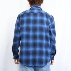 画像3: PENDLETON オンブレーチェック柄 コットンボタンダウンシャツ L (3)