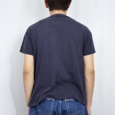 画像3: 80's RUSSELL ATHLETIC USA製 "GEORGETOWN HOYAS" プリントTシャツ NAVY L (3)