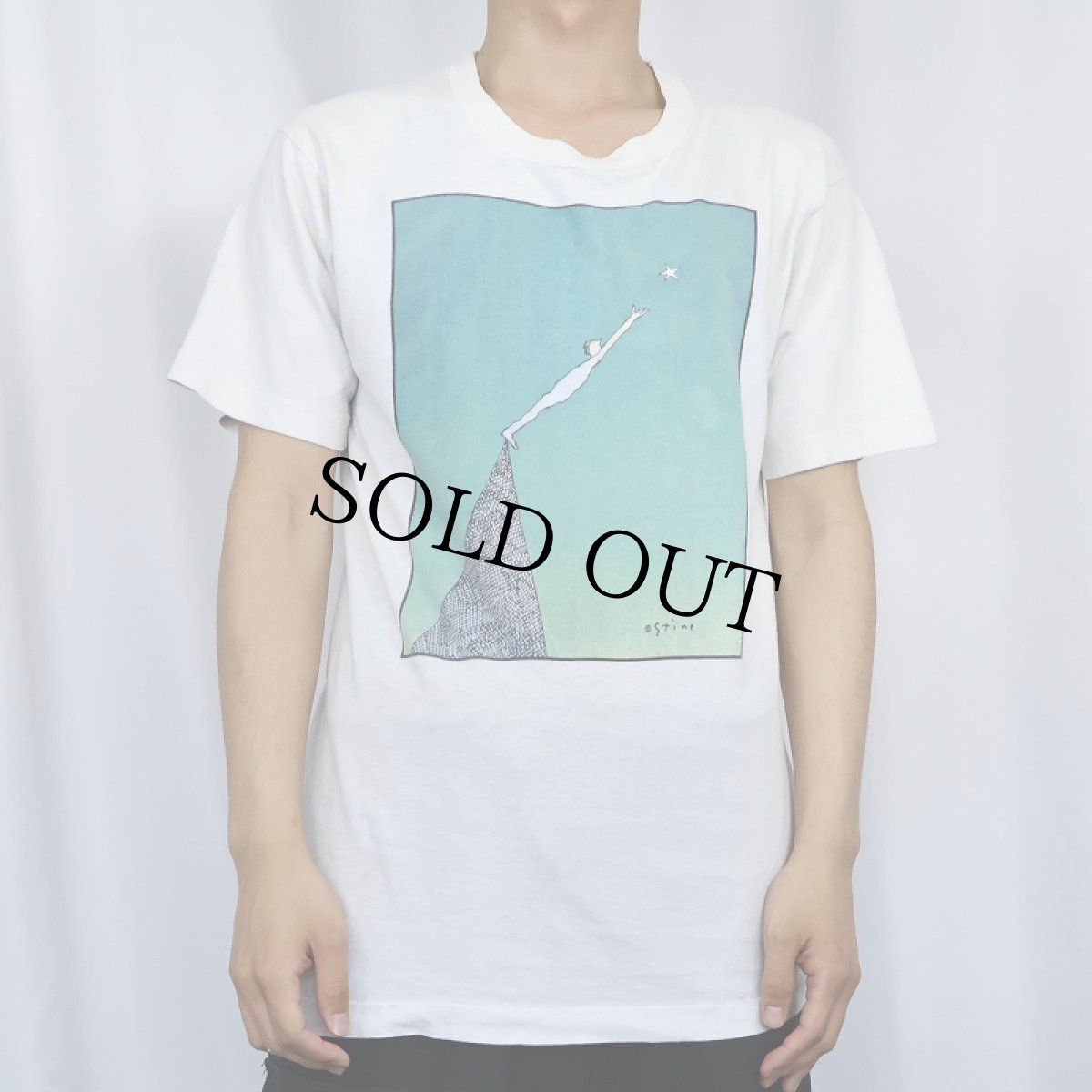 画像2: 90's Richard Stine USA製 "Man Reaching For A Star" アートプリントTシャツ M (2)