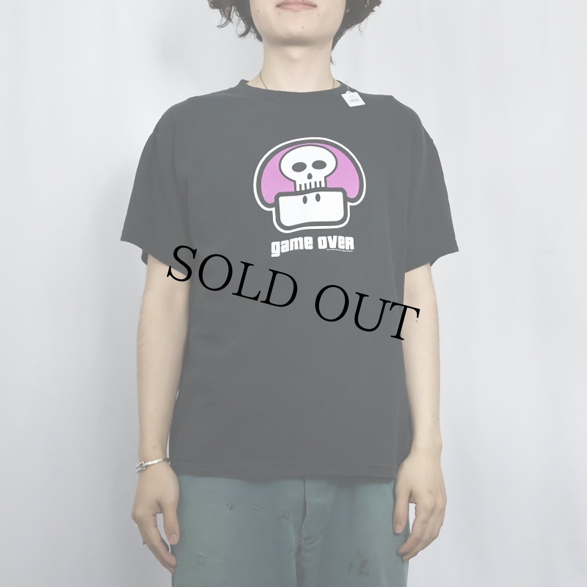 画像2: 2003 Nintendo スーパーマリオ "毒キノコ" ゲームキャラクタープリントTシャツ BLACK M (2)