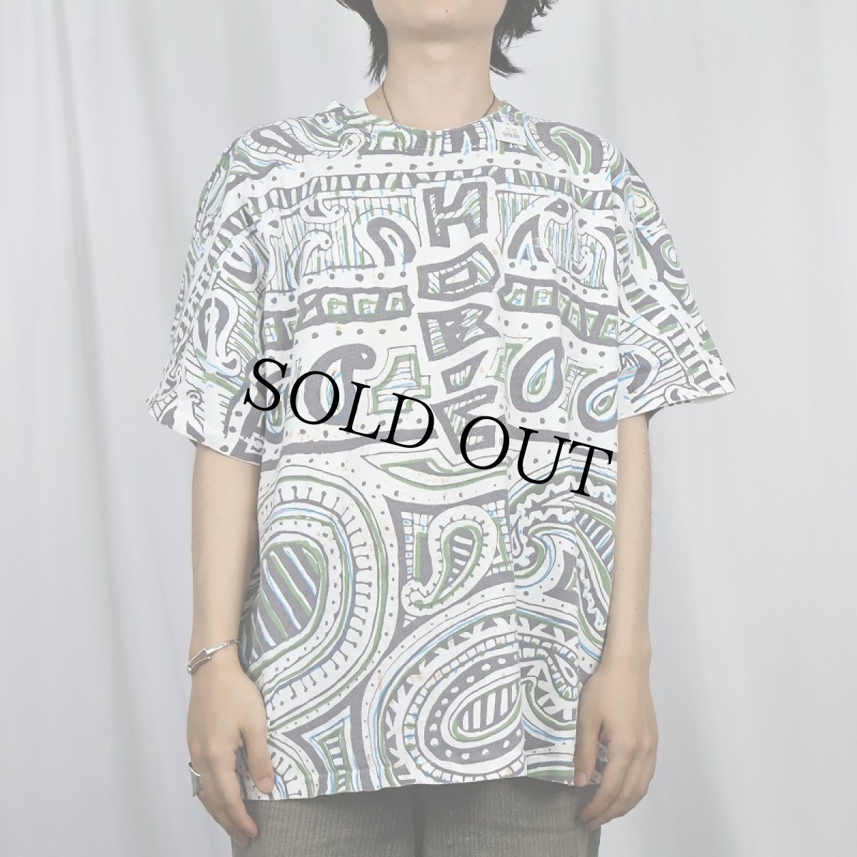 画像4: 90's Hobie サーフブランド ロゴ刺繍 ペイズリー柄 大判プリントTシャツ (4)