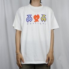 画像2: 90's GRAVITY GRAPHICS USA製 "mustique" 魚イラストプリントTシャツ L (2)