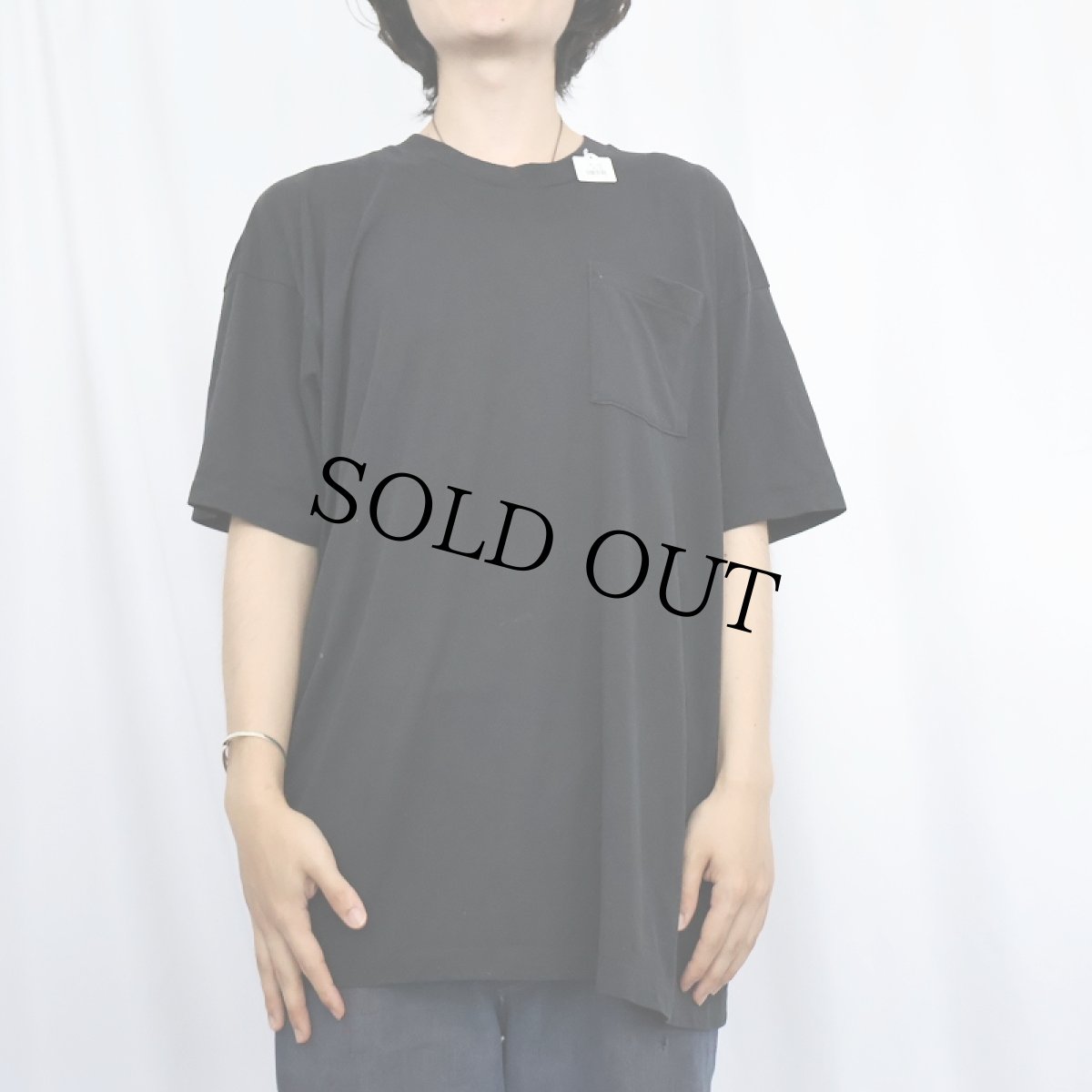 画像2: 80〜90's FRUIT OF THE LOOM USA製 無地 ポケットTシャツ BLACK XXL (2)