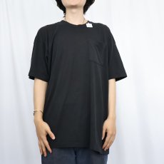 画像2: 80〜90's FRUIT OF THE LOOM USA製 無地 ポケットTシャツ BLACK XXL (2)