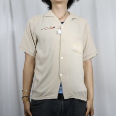 画像2: 60's〜 Designer COLLECTION br CAMPUS 刺繍入り レーヨン混 オープンカラーシャツ S (2)
