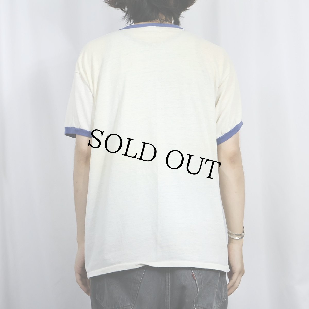 画像3: 70's KTBC USA製 "Carlos Velasquez" テレビ番組プリントリンガーTシャツ L (3)