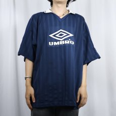 画像2: 90's UMBRO USA製 フロッキープリント ゲームシャツ NAVY XL (2)