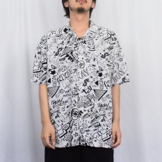 画像2: NO BOUNDARIES 総柄 レーヨンオープンカラーシャツ L (2)