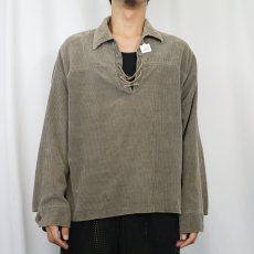 画像2: 〜80's Wedgefield JAPAN製 レースアップ コーデュロイシャツ L (2)