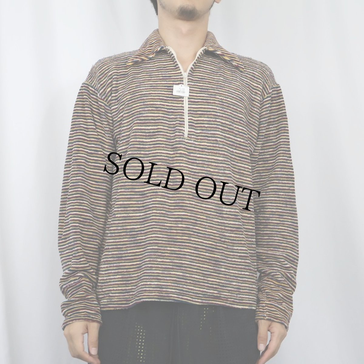 画像2: 70's マルチボーダー柄 ハーフジップ ベロアプルオーバー (2)