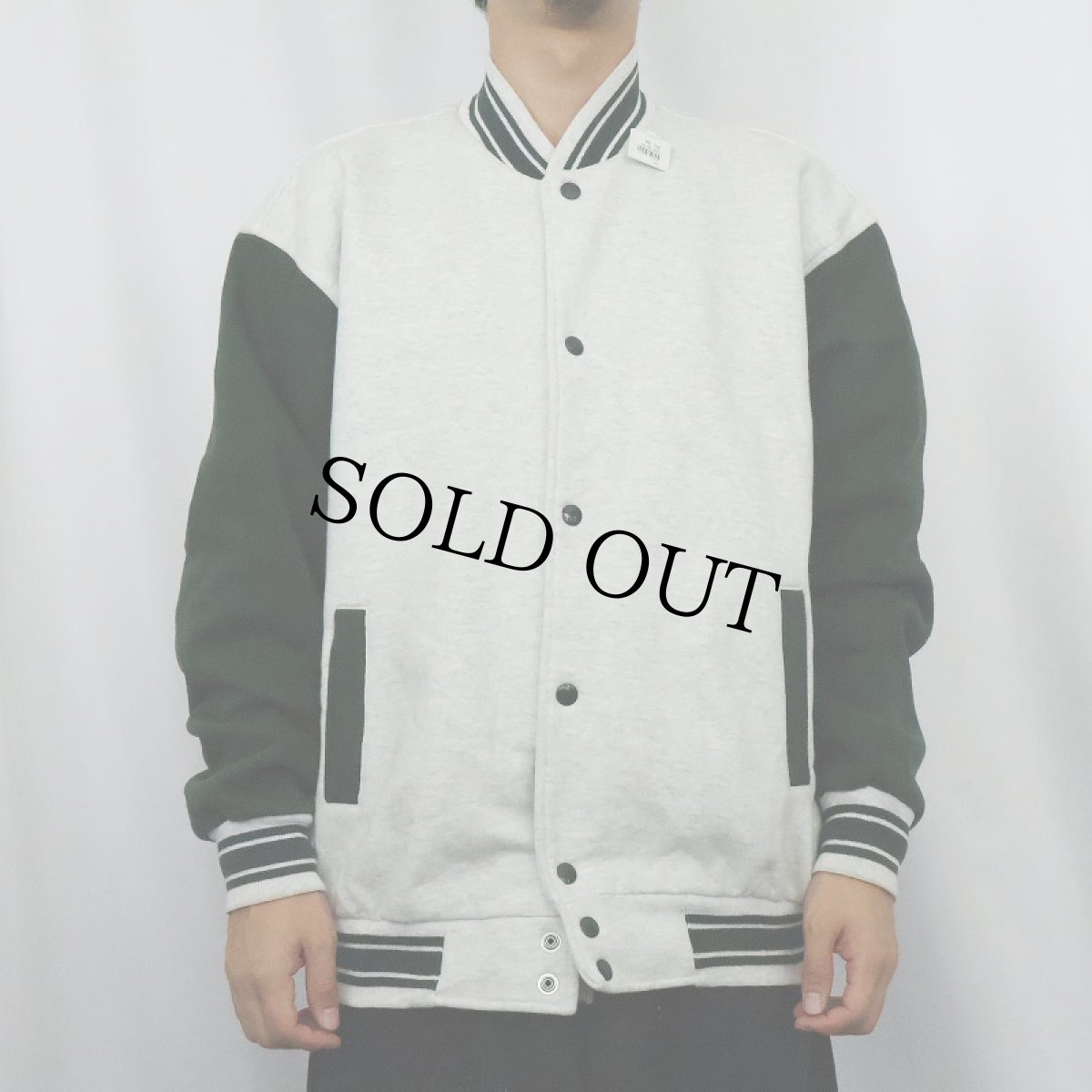 画像2: 90〜2000's FRUIT OF THE LOOM 2トーン スウェットスタジャン XL (2)