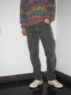 画像1: 90's Levi's 501 USA製 先染め ブラックデニムパンツ W32 (1)