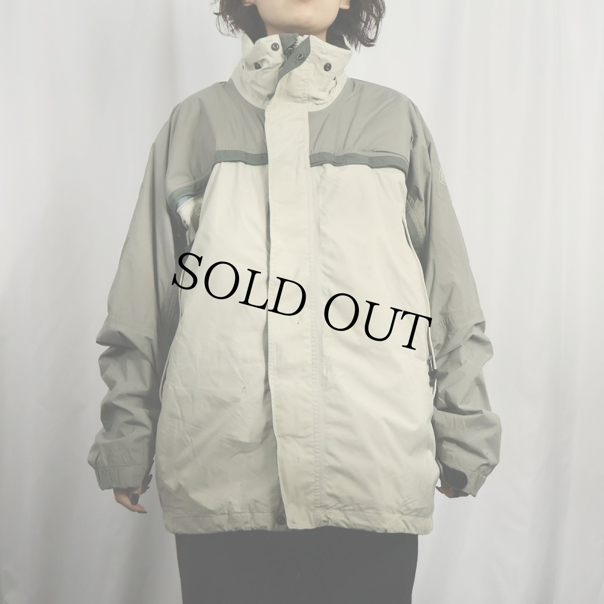 画像2: NIKE ACG "STORM-FIT" ナイロンジャケット M (2)