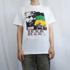 画像2: 90's Nelson Mandela USA製 "I'M NOT FREE UNTIL..." 南アフリカ元大統領プリントTシャツ L (2)
