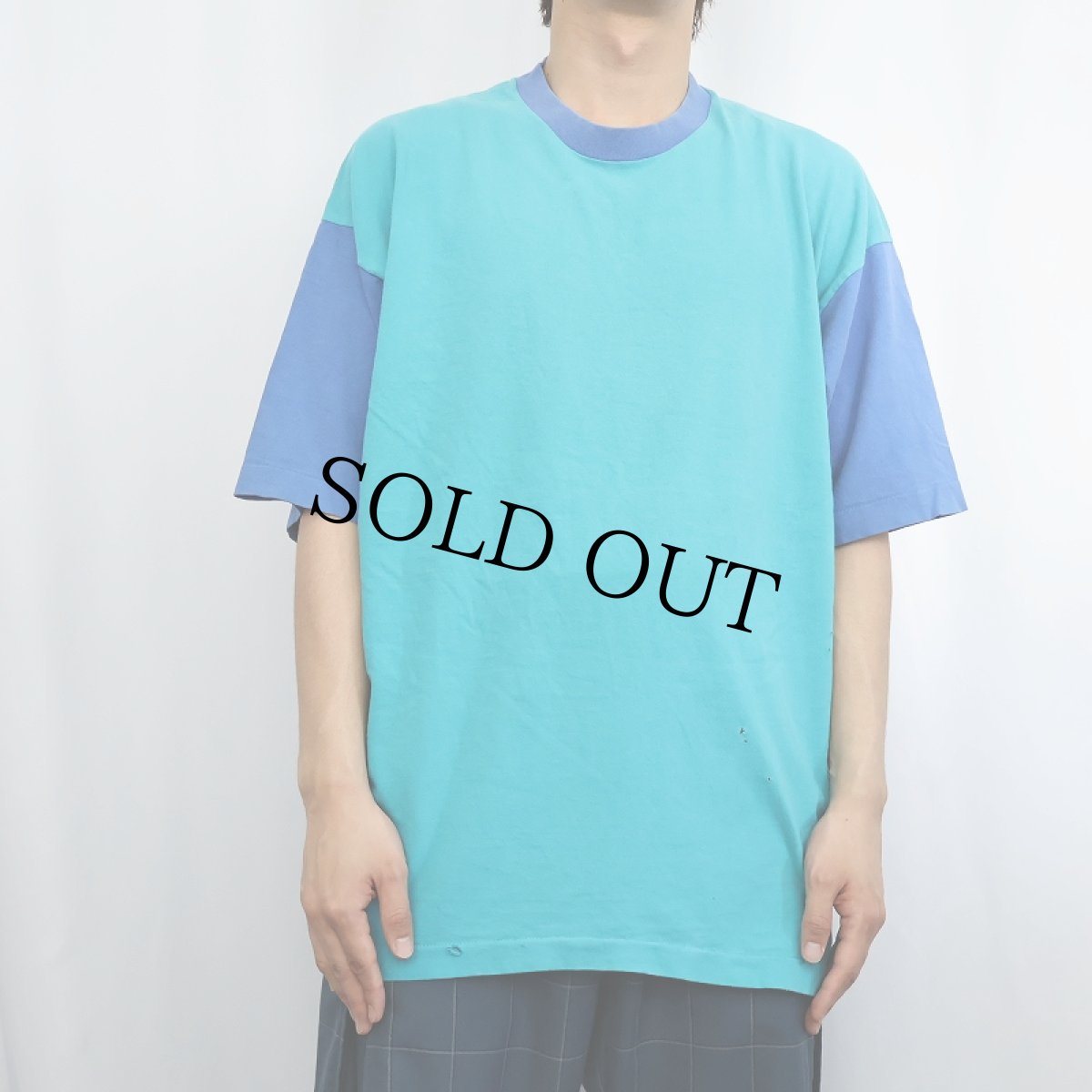 画像2: 90's FRUIT OF THE LOOM USA製 2トーン 無地Tシャツ XL (2)