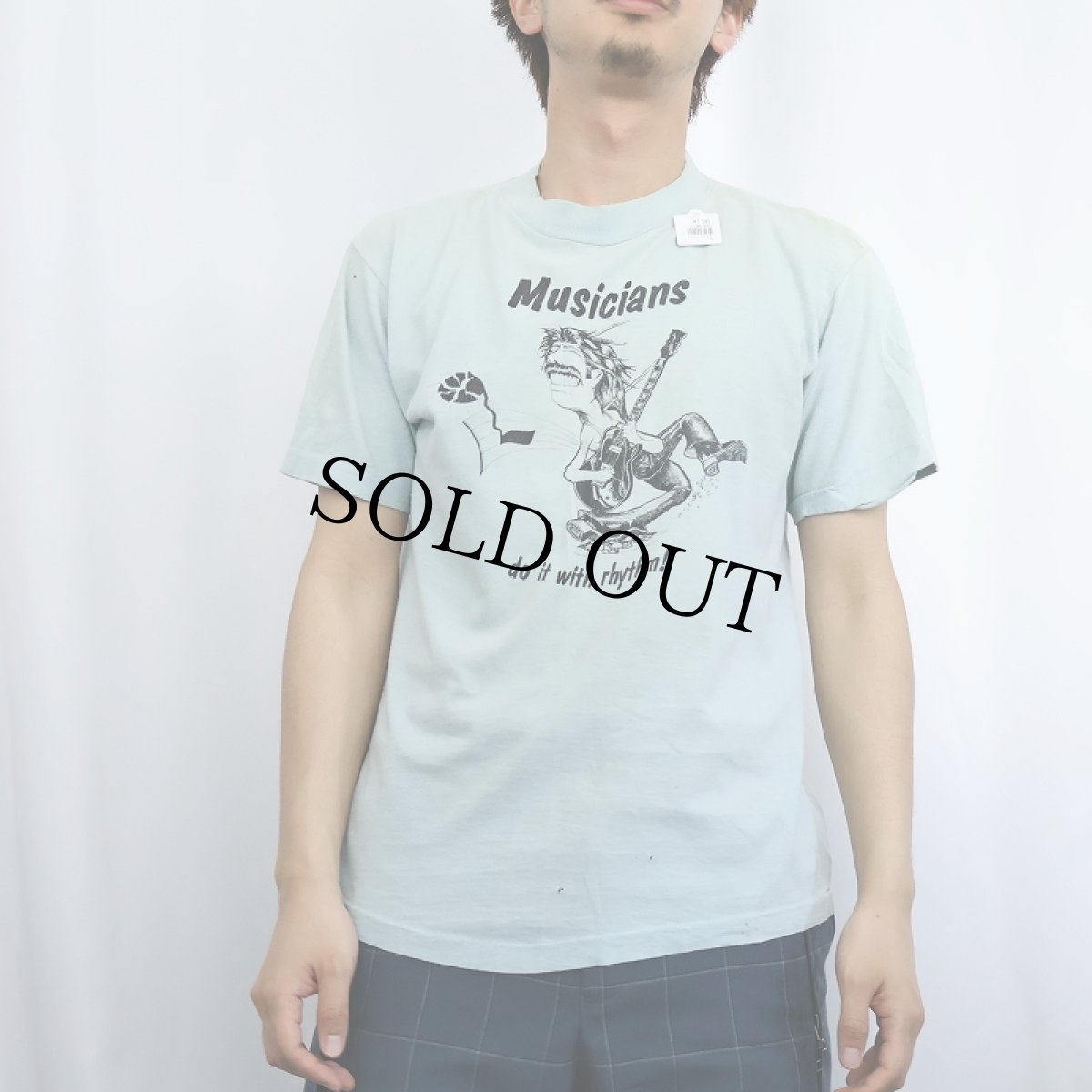 画像2: 70's USA製 "Musicians do it with rhythm!" イラストプリントTシャツ L (2)