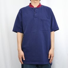 画像2: 90's〜 Eddie Bauer ヘンリーネック ポケットTシャツ M (2)