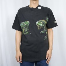 画像3: 90's HARLEQUIN NATURE GRAPHICS "JUNGLE RICO CANCUN" トカゲ 巻きプリントTシャツ BLACK (3)