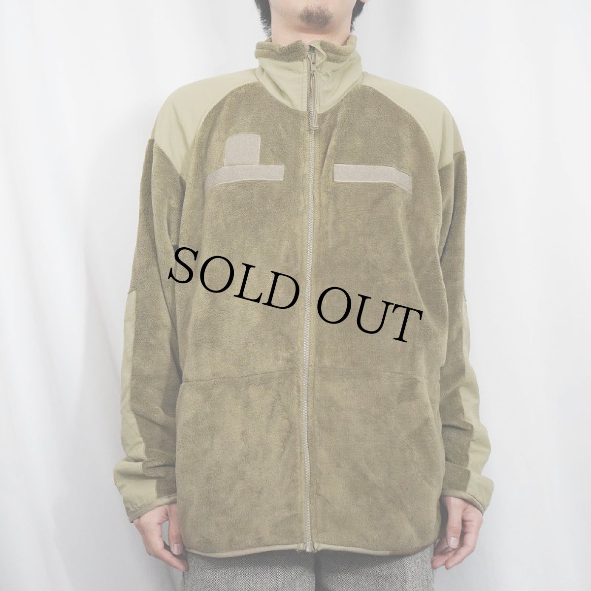 画像2: 民間品 U.S.MILITARY ECWCS GEN3 Cold Weather コヨーテフリースジャケット LARGE-REGULAR (2)
