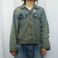 画像3: Levi's 缶バッジ付き カスタムデニムジャケット (3)