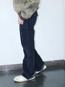 画像3: 70's UNKNOWN コーデュロイブッシュフレアパンツ NAVY W31 (3)