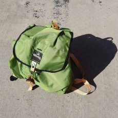 画像2: White Stag ナイロンバックパック (2)