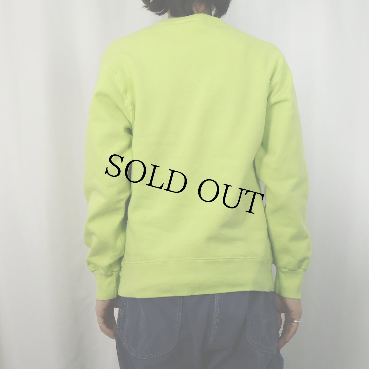 画像3: 90's Champion 青刺繍タグ 中期 USA製 前V ネオンカラー 無地スウェット M (3)