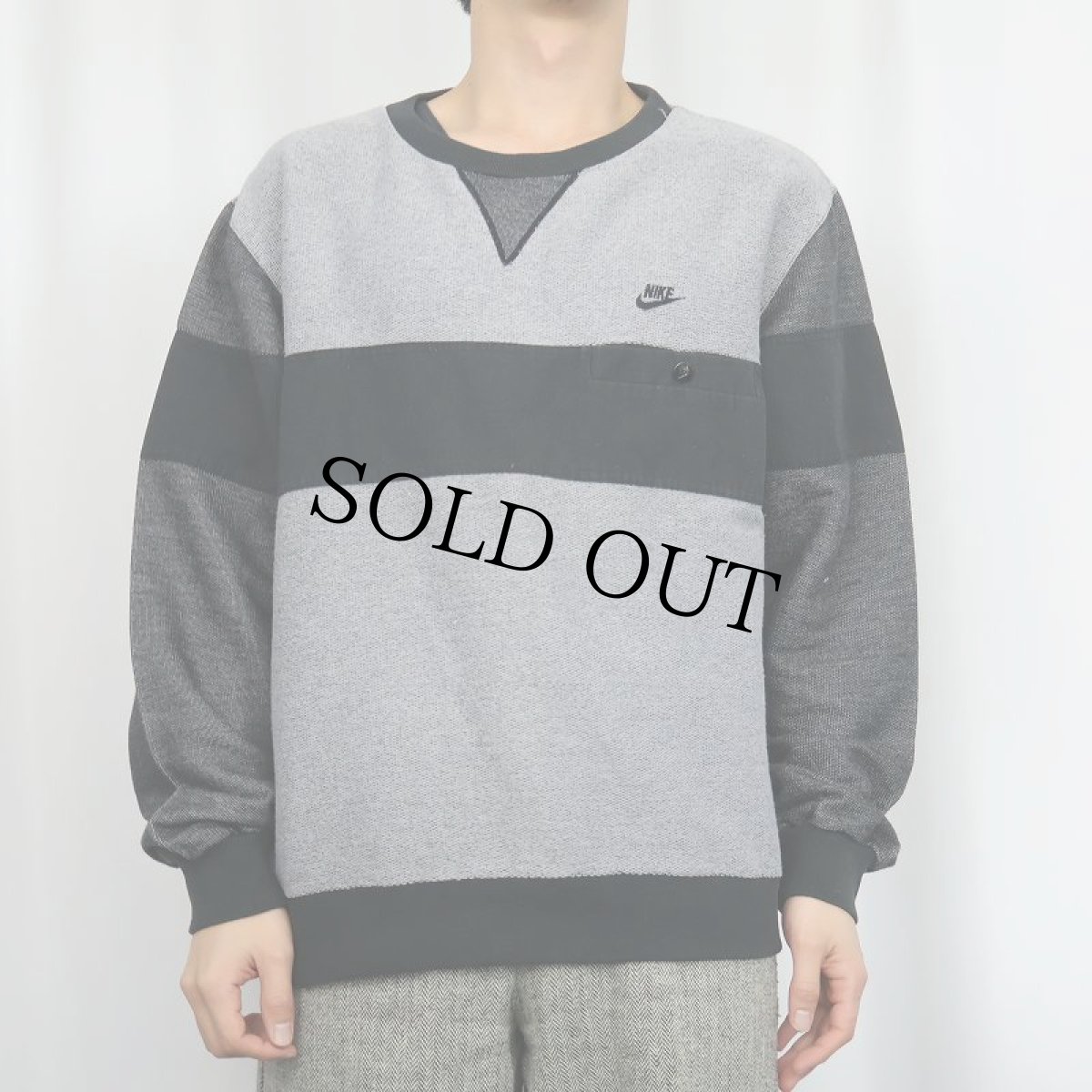 画像2: 80's NIKE 紺タグ ロゴ刺繍 前V 鹿の子スウェット L (2)