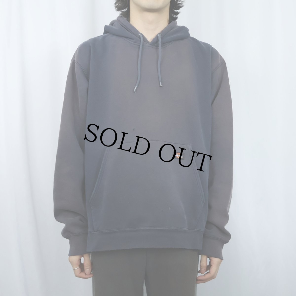 画像2: Dickies 無地 フェードスウェットフーディー NAVY XL (2)