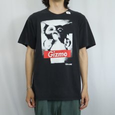 画像2: GREMLINS "Gizmo" キャラクタープリントTシャツ BLACK L (2)
