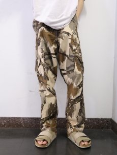 画像2: 90's PREDATOR CAMOUFLAGE USA製 プレデターカモ柄 カーゴパンツ L (2)