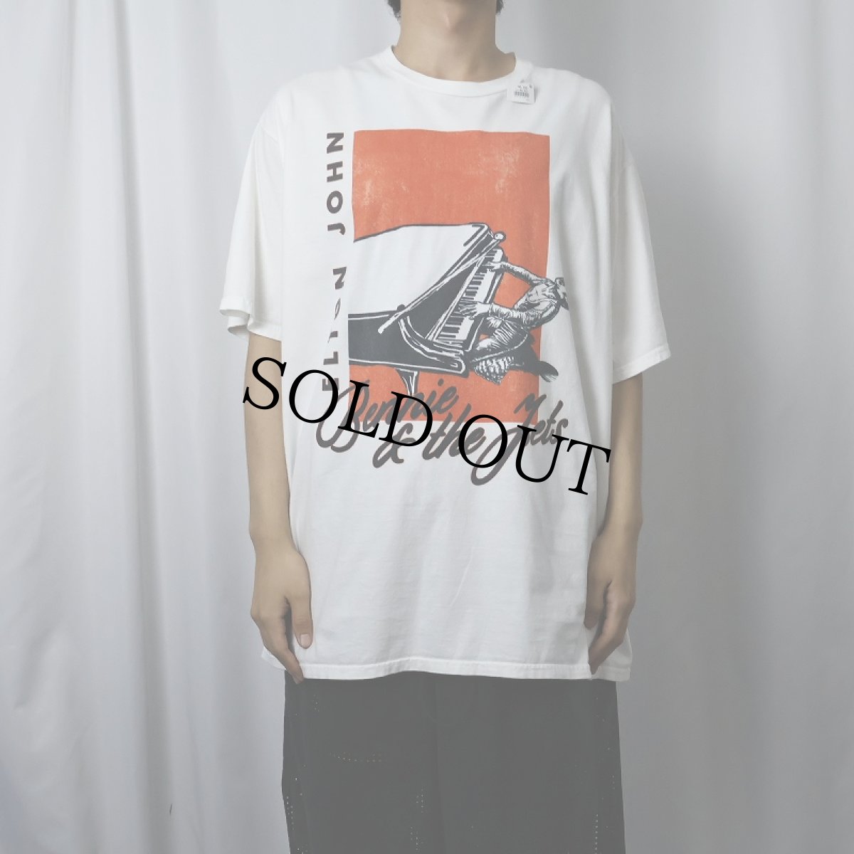 画像2: Elton John "Bennie of the jets" ミュージシャンTシャツ 2XL (2)