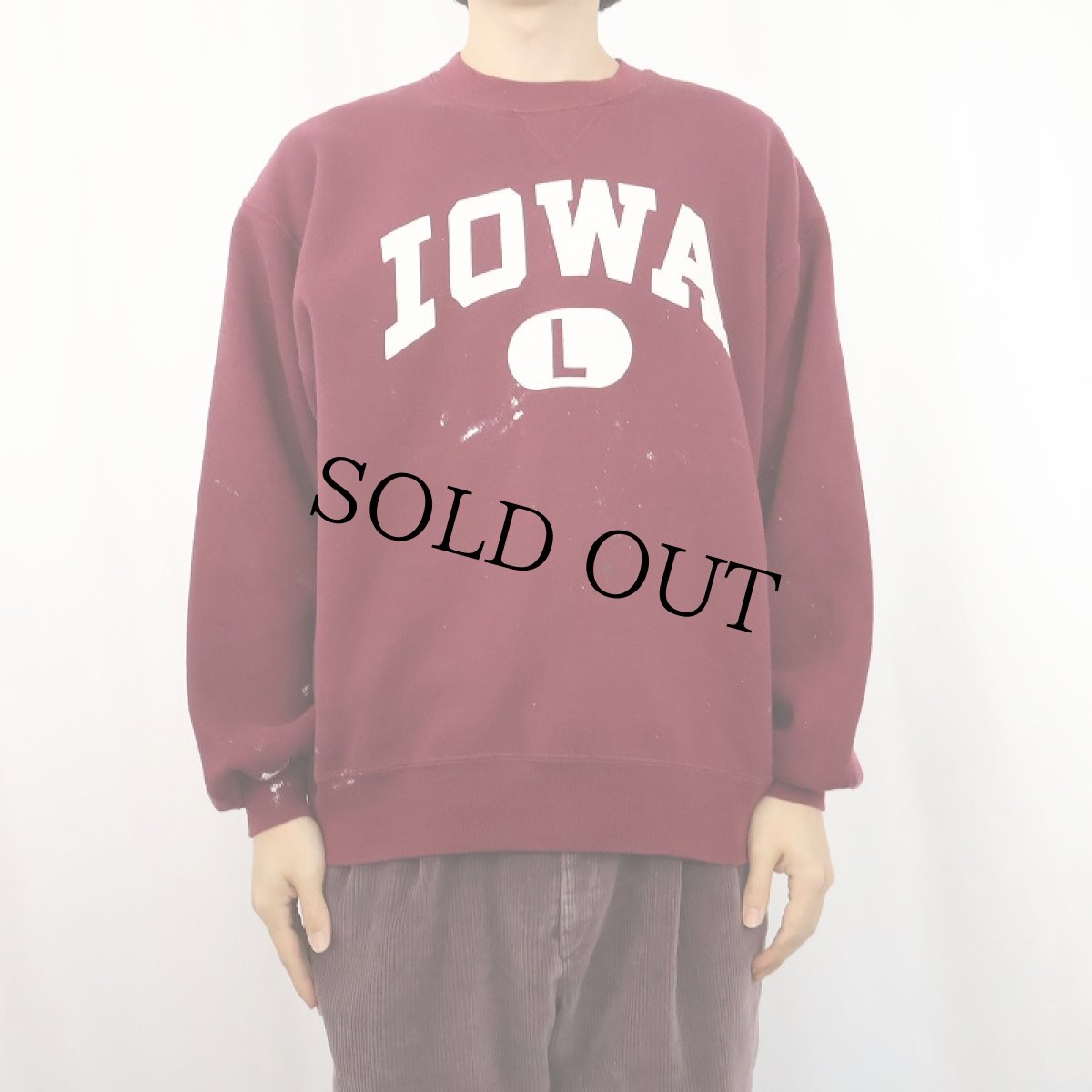 画像2: 90's RUSSELL ATHLETIC USA製 "IOWA" 前V プリントスウェット L (2)