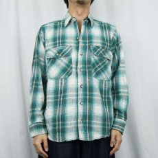 画像2: 80〜90's FIELD&STREAM チェック柄 ヘビーネルシャツ (2)
