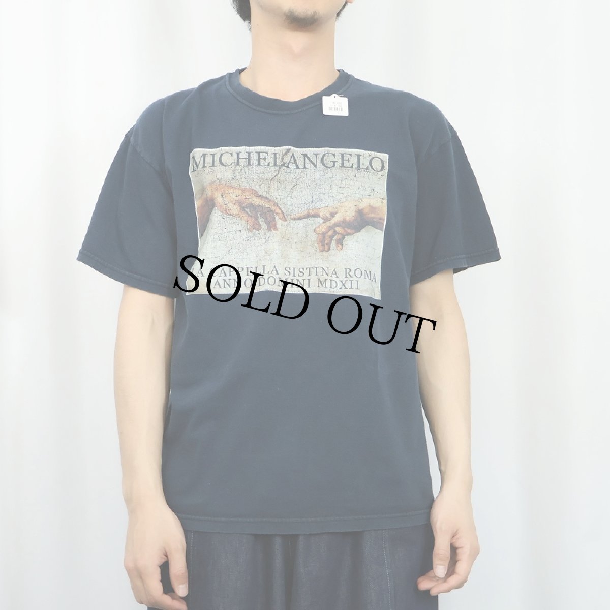 画像2: Michelangelo アダムの創造 アートプリントTシャツ NAVY (2)
