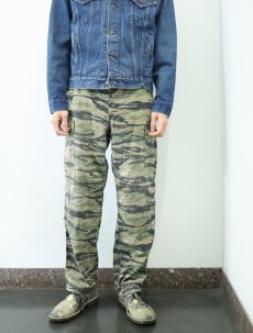 画像2: TRU-SPEC タイガーストライプカモ柄 カーゴパンツ W24-31 (2)