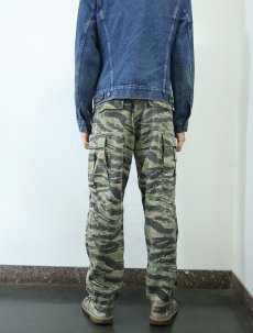 画像3: TRU-SPEC タイガーストライプカモ柄 カーゴパンツ W24-31 (3)