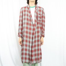 画像2: 60's〜 Pilgrim チェック柄 ガウン (2)