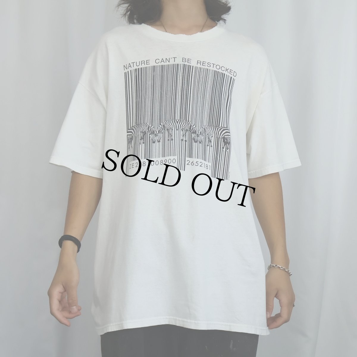 画像2: 2000's "NATURE CAN'T BE RESTOCKED" シマウマプリントTシャツ XL (2)