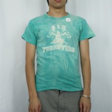 画像2: 60〜70's PRINTWEAR "SIU FORESTERS" フロッキープリントTシャツ M (2)