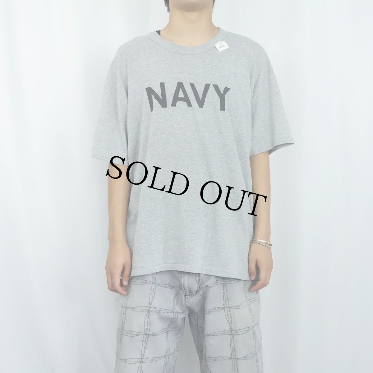 画像2: 90's USA製 "NAVY" プリントTシャツ XL (2)